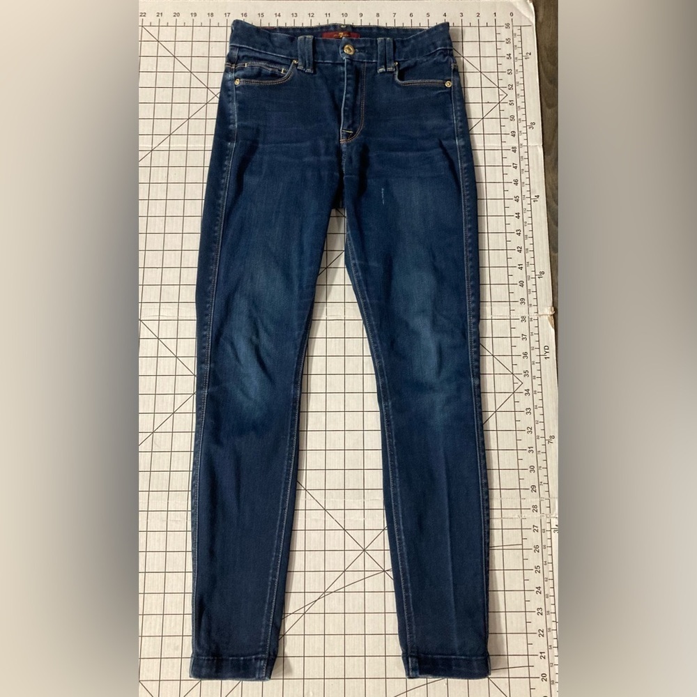7 For All Mankind Women’s Size‎ 24 Dark Wash Jeans
